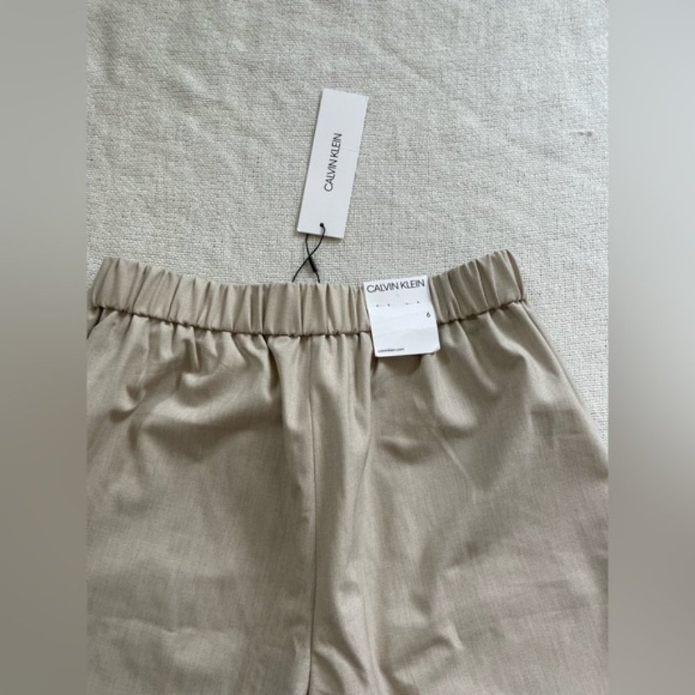 NWT Calvin Klein Pants Size 6